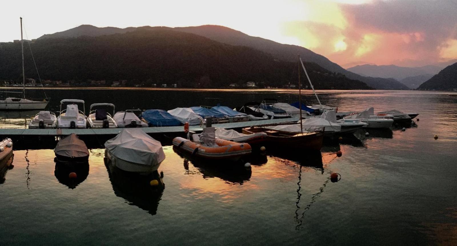 Casa Emma Villa Porto Ceresio Kültér fotó